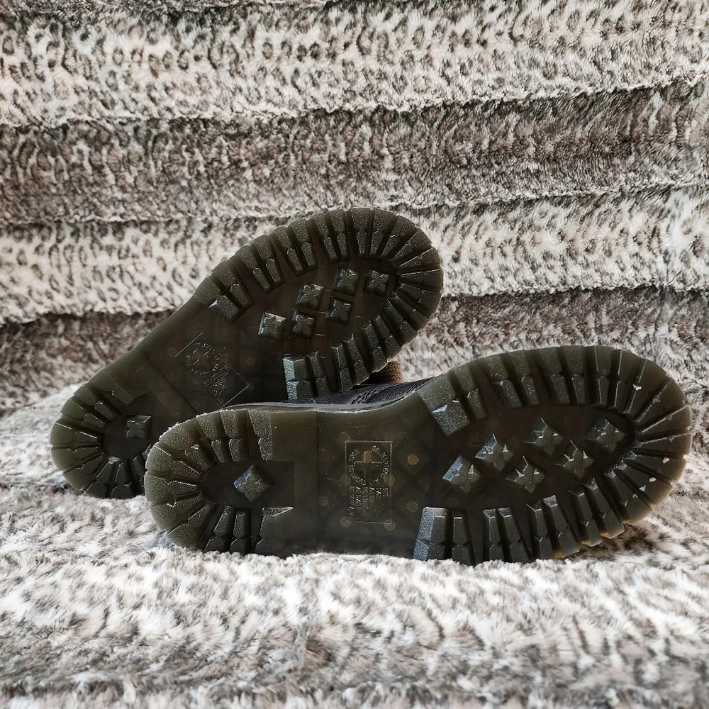 Dr. Martens Rick Owens Collaboration 1460 Quad - Picture 8 of 12